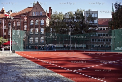 Uroczyste otwarcie boisk do koszykowki i pilki noznej...