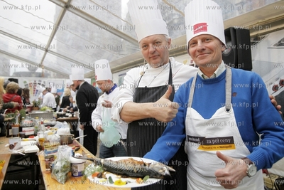 Wielki Show Kulinarny na Dlugim Targu w Gdansku. Wlodarze...