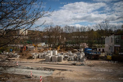 Gdańsk. Przebudowa sieci wodociągowych i kanalizacyjnych...
