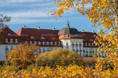 Sopot. Jesienna plaża.Nz. Grand Hotel.  25.10.2021...