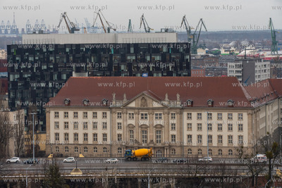 Zimowa panorama Gdańska z Góry Gradowej. 1.02.2022...