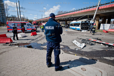 Gdynia. Skrzyzowanie ul. Morskiej i zjazdu z Estakady...