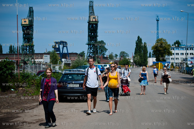 Stocznia Gdanska. Spacer z przewodniczka, bedacy czescia...