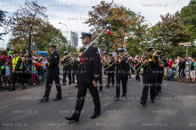 Gdynia. Operacja Zagle Gdyni 2014.
Nz parada uliczna...