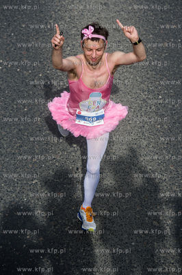 Zawodnicy na trasie II PZU Gdansk Maraton. 
15.05.2016
fot....