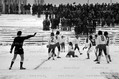 Mecz pilki noznej na stadionie w Gdansku Wrzeszczu...