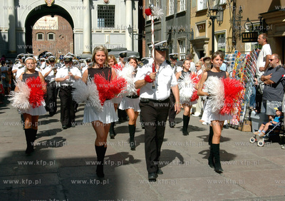 Swieto gdanskich policjantow.Paradny przemarsz policjantow...