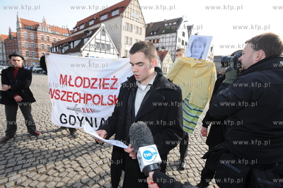 Gdansk. Ogolnopolska akcja happeningowa Ostateczne...