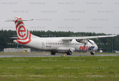 Gdansk, Rebiechowo. Nz. ATR ATR-72-202 linii EuroLot....