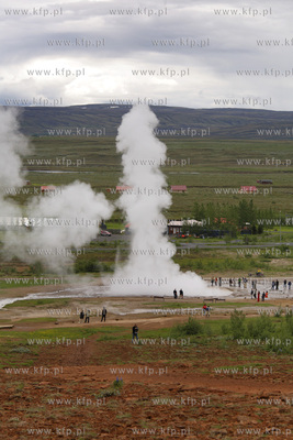 Islandia krajobraz wyspy, Geysir  czerwic 2009r. fot.Stanislaw...