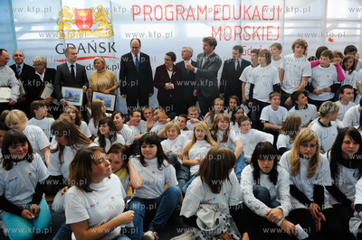 Gdansk. Zespol Szkol Ogolnoksztalcacych nr 7. Gala...