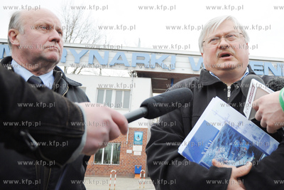 W Stoczni Marynarki Wojennej SA w Gdyni odbyl sie wiec...