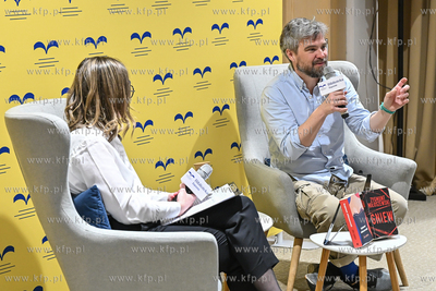 Miejska Biblioteka Publiczna - Sopoteka. Cykl Czytaj...