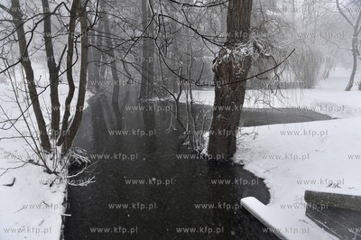 Park Jelitkowski w Gdańsku Jelitkowie. Podniesiony...