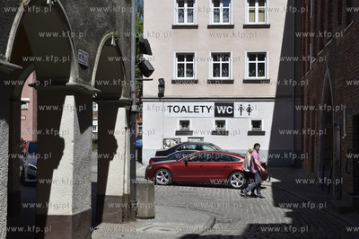 Gdańsk. Toalety na ul. Chlebnieckiej. 26.05.2017 fot....