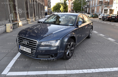 Gdansk ul. Kowalska. Samochód marki  Audi na sopockiech...