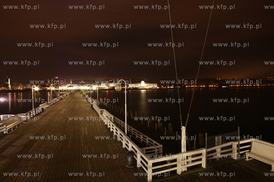 Sopot. Molo.
30.12.2011
fot. Krzysztof Mystkowski...