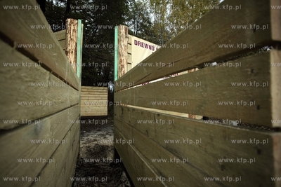 Gdansk. Park Reagana. Montaż odlowni dzikow.
05.11.2012
fot....