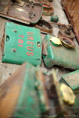 Uczniowie Zespolu Szkol Rolniczych w Rusocinie remontuja...