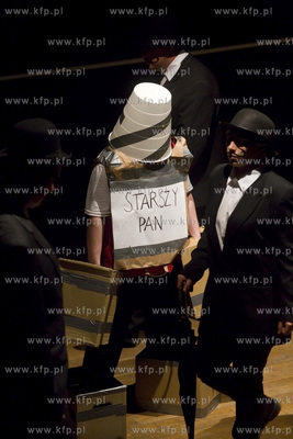 Świat Mało Znany. Przegląd teatralny grupy Im Plus...