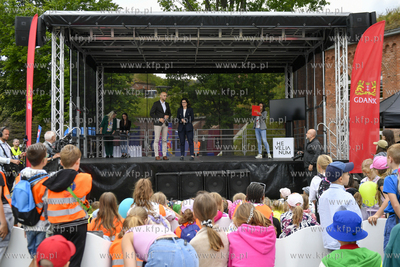 Góra Gradowa. Piknik z okazji podsumowania kampanii...