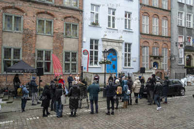 Odsłonięcie tablicy poświęconejrzeźbiarzowi  prof....