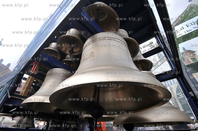 III Swiatowy Zjazd Gdanszczan. Wspolny koncert carillonowy...