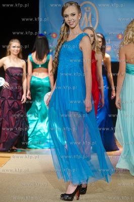 Gminny Dom Kultury w Pierwoszynie. Gala Finalowa Miss...