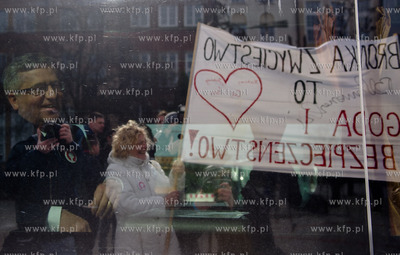 Gdansk. Targ Weglowy. Konferencja Prezydenta Bronislawa...