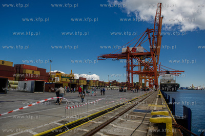 Dzien otwarty Baltyckiego Terminala Kontenerowego w...