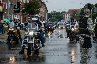 Gdańsk. Manifestacja Komitetu Obrony Demokracji pod...