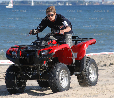 Jedremiasz - syn Aktora Grzegorza Gzyla  jedzie quadem...