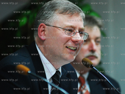 Sesja budzetowa Rady Miasta Rumi. Nz. Witold Reclaf...