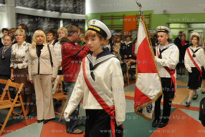 Nadanie imienia Lecha Walesy Gimnazjum nr 1 dzia3ajacym...