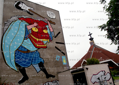 Ozdobne murale na blokach S.M. Zaspa. Gionata Gesi...