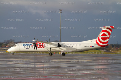 Port Lotniczy im. Lecha Walesy w Gdansku.Nz Eurolot.com...