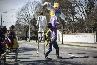 Oliwa, Park Oliwski. II Festiwal Etnowiosnowisko. Happening...