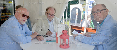 IV. Nadmorski Plener Czytelniczy Gdynia 2015. 55 oficyn...