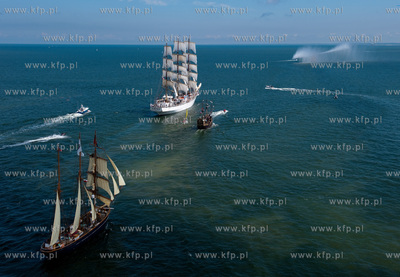 Tall Ships' Races 2009 w Gdyni z lotu ptaka. Zlot Wielkich...
