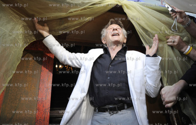 Sopot. Festiwal Gwiazd. Nz. Roman Polanski pozuje w...