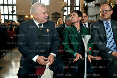 Gdansk, Dwor Artusa. Janina Ochojska, szefowa Polskiej...