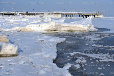 Niska temperatura spowodowala zamarzniecie Zatoki Gdanskiej....