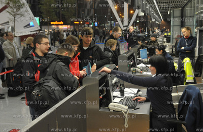 Pierwszy dzien funkcjonowania nowego terminalu T2 gdańskiego...