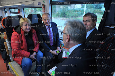 Oficjalna inauguracja polaczenia kolejowego Pomorskiej...