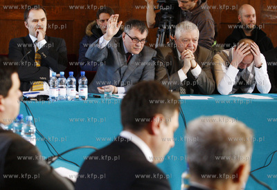 Sopot. Sesja Rady Miasta. Debata nad wnioskiem o odrzucenie...