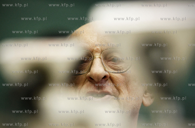 Uniwersytet Gdanski. Wydzial Prawa i Administracji....