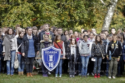 Gdańsk Zaspa. Cmentarz.  Uroczyśtosci z okazji obchodów...