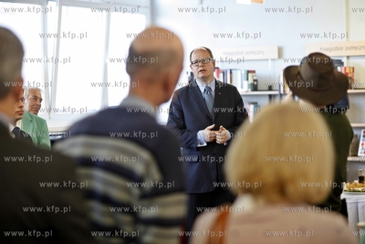 Uroczyste otwarcie po generalnym remoncie filii biblioteki...