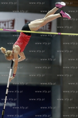 Trening skoczkini o tyczce Anny Rogowskiej, przed rozpoczynajcymi...