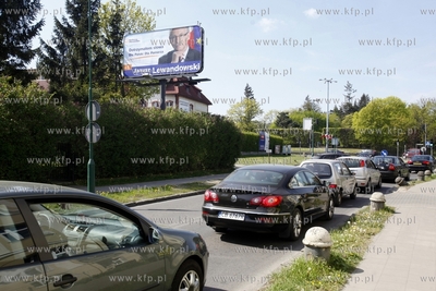 Billboard wyborczy Janusz Lewandowskiego przy ul. Piastowskiej...